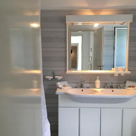 Feriehus Sis Aidonia (Andros)